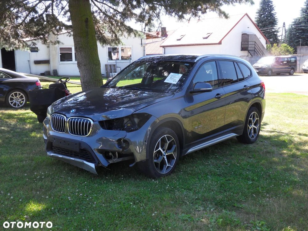 BMW X1 sDrive18d Advantage - 1