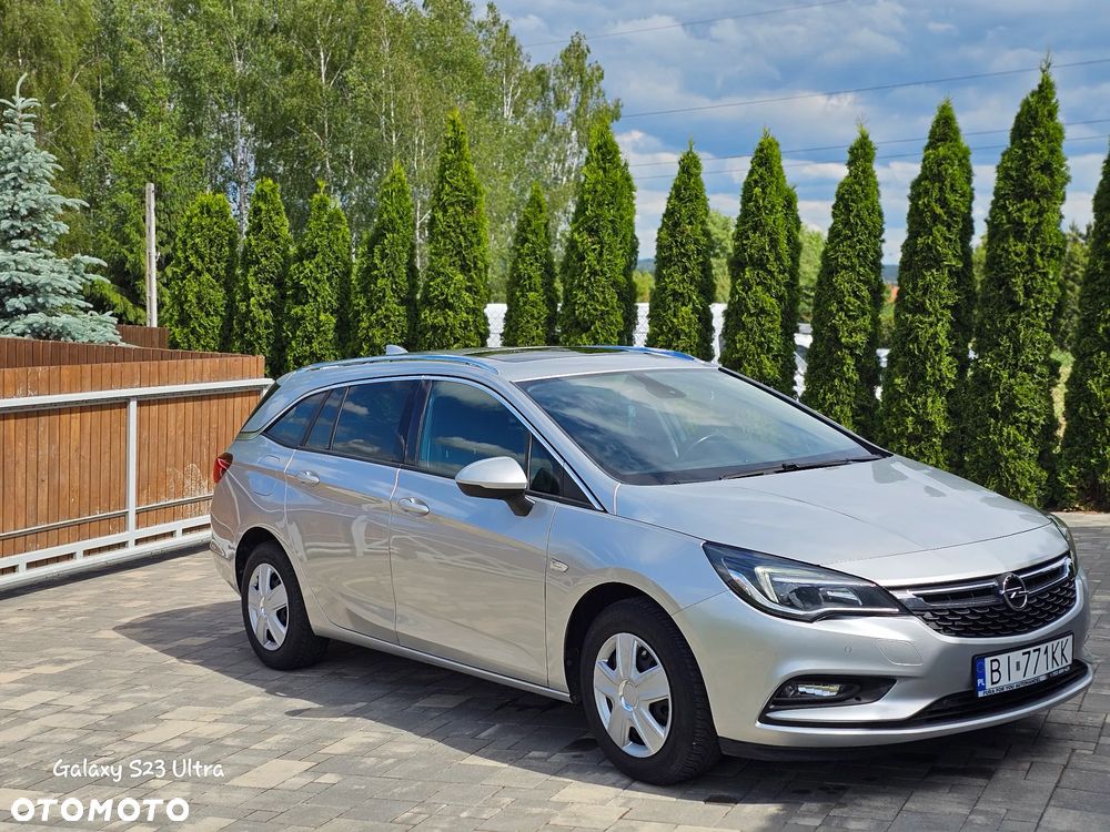 Opel Astra 1.4 Turbo Start/Stop Automatik Dynamic - 2