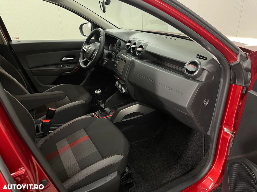 Dacia Duster 1.6 SCe Prestige jante 17" - 9