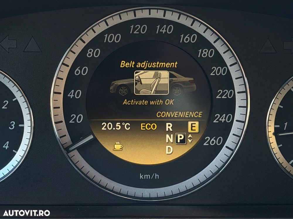 Mercedes-Benz E 200 CDI 7G-TRONIC Elegance - 33