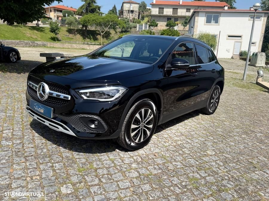 Mercedes-Benz GLA 250 - 11