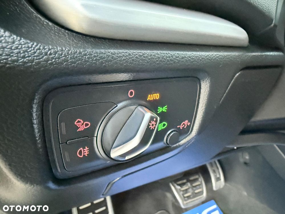 Audi S3 Limousine S tronic - 18