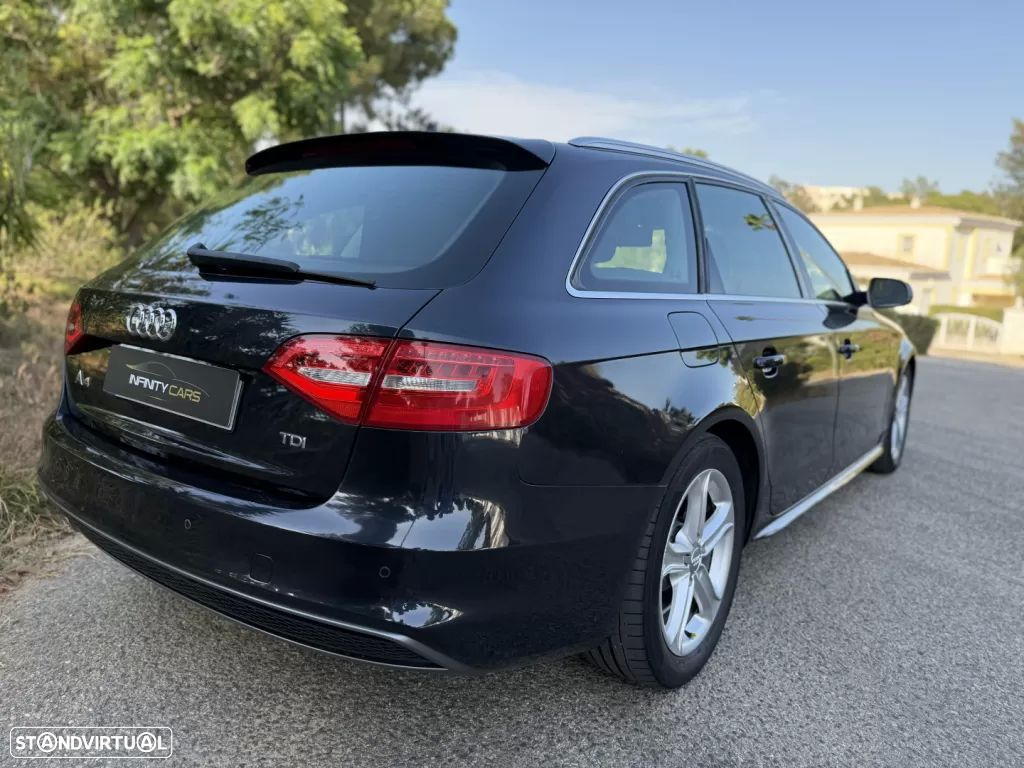 Audi A4 Avant 2.0 TDI S-line - 8