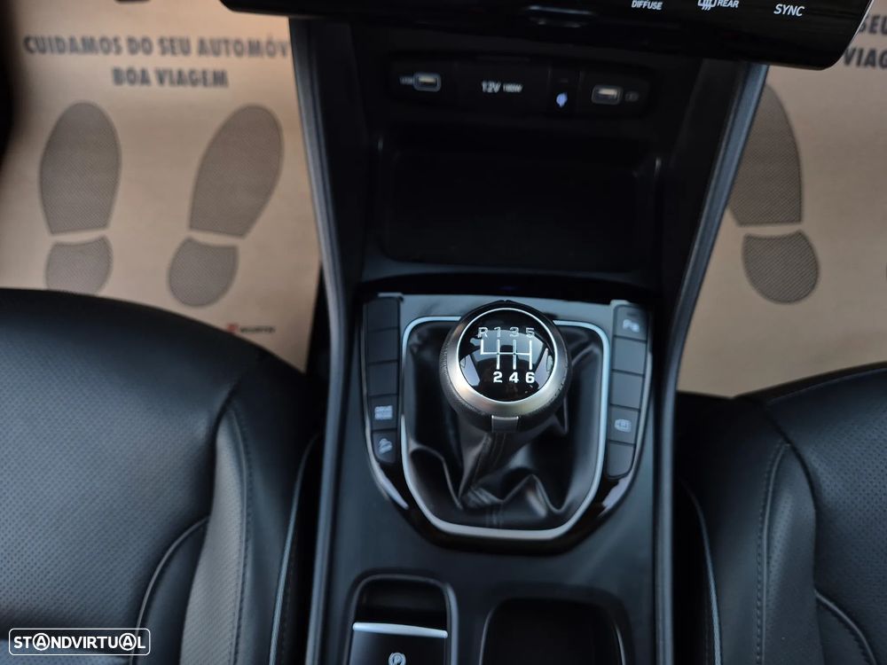 Hyundai Tucson 1.6 T-GDI 48V Vanguard - 34