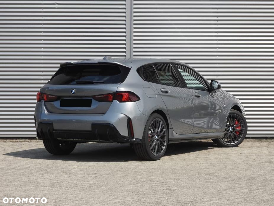 BMW Seria 1 120 mHEV - 6