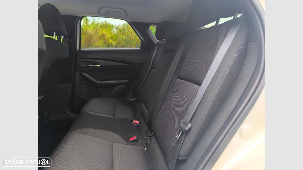 Mazda CX-30 2.0 Sky-G Evolve i-Active - 12