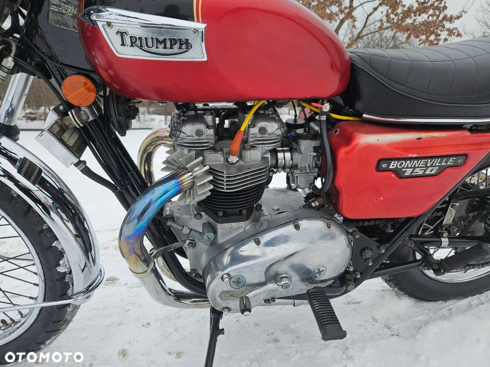 Triumph Bonneville - 13