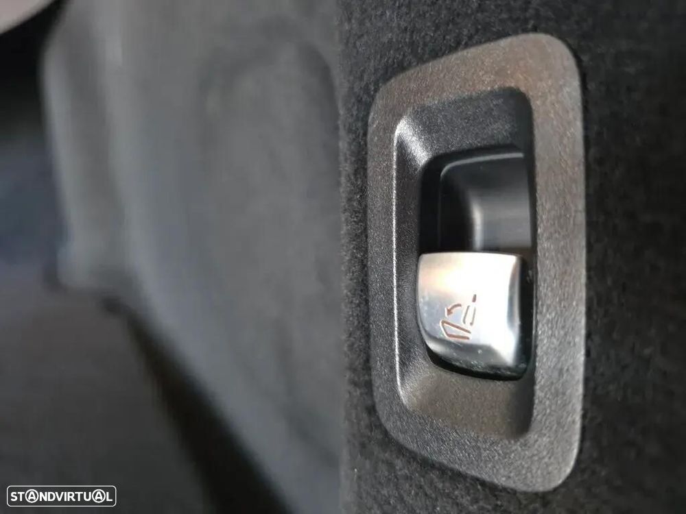 Mercedes-Benz C 200 - 24