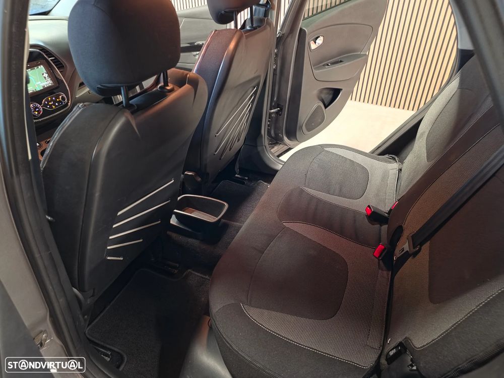 Renault Captur 1.5 dCi Exclusive - 24