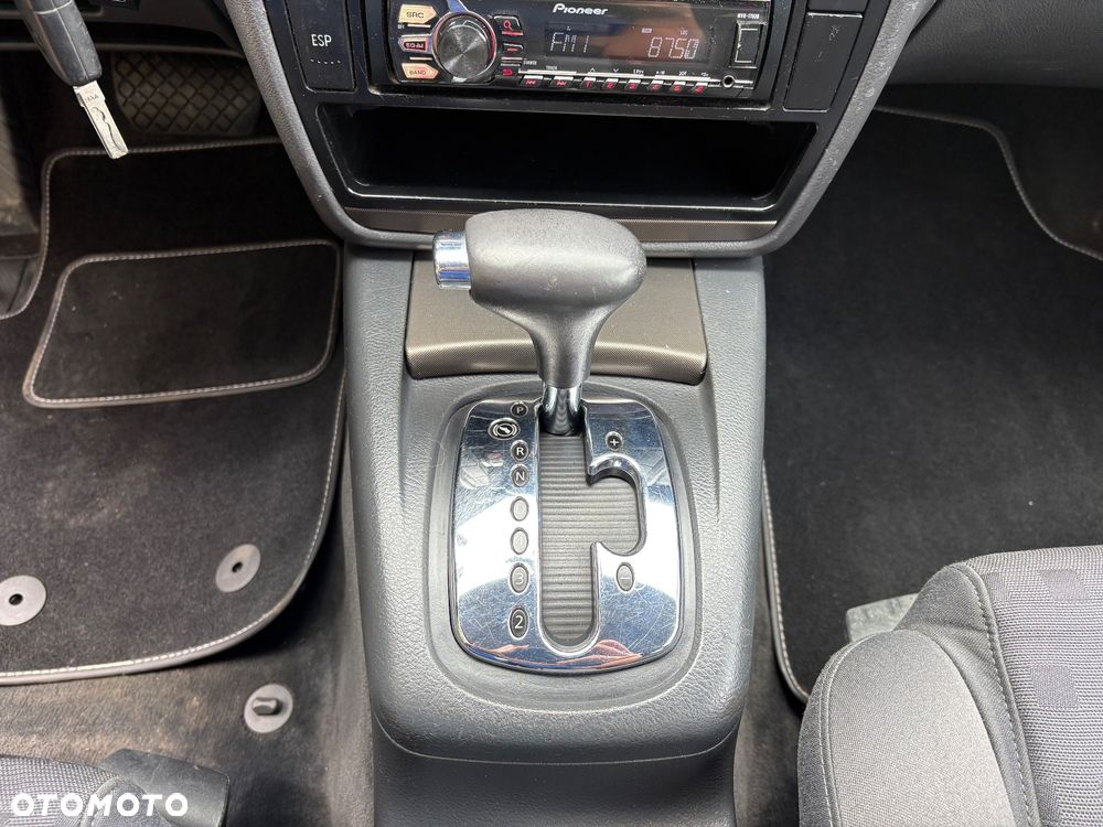 Volkswagen Passat - 39