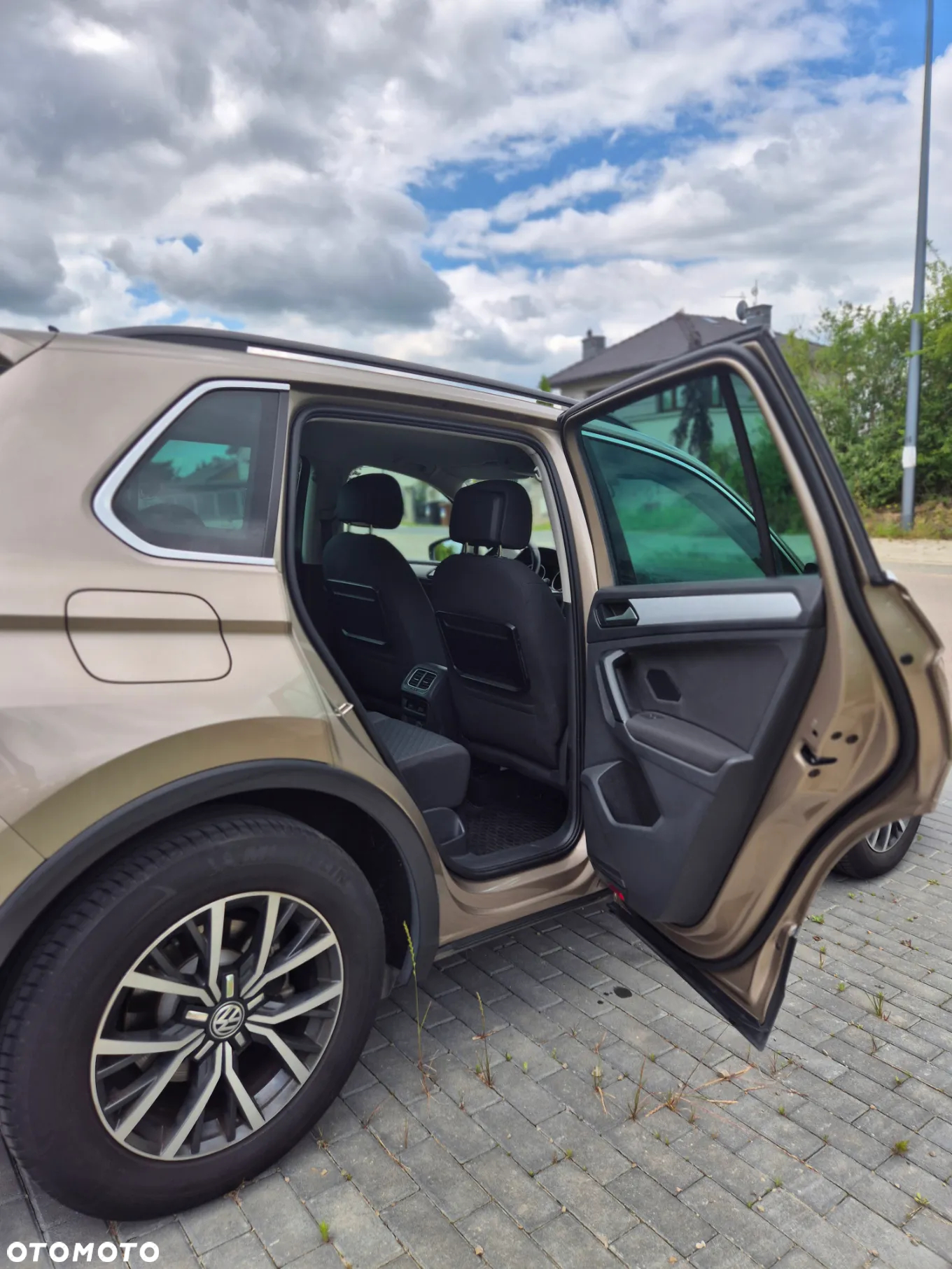 Volkswagen Tiguan 1.4 TSI BMT ACT Comfortline - 13