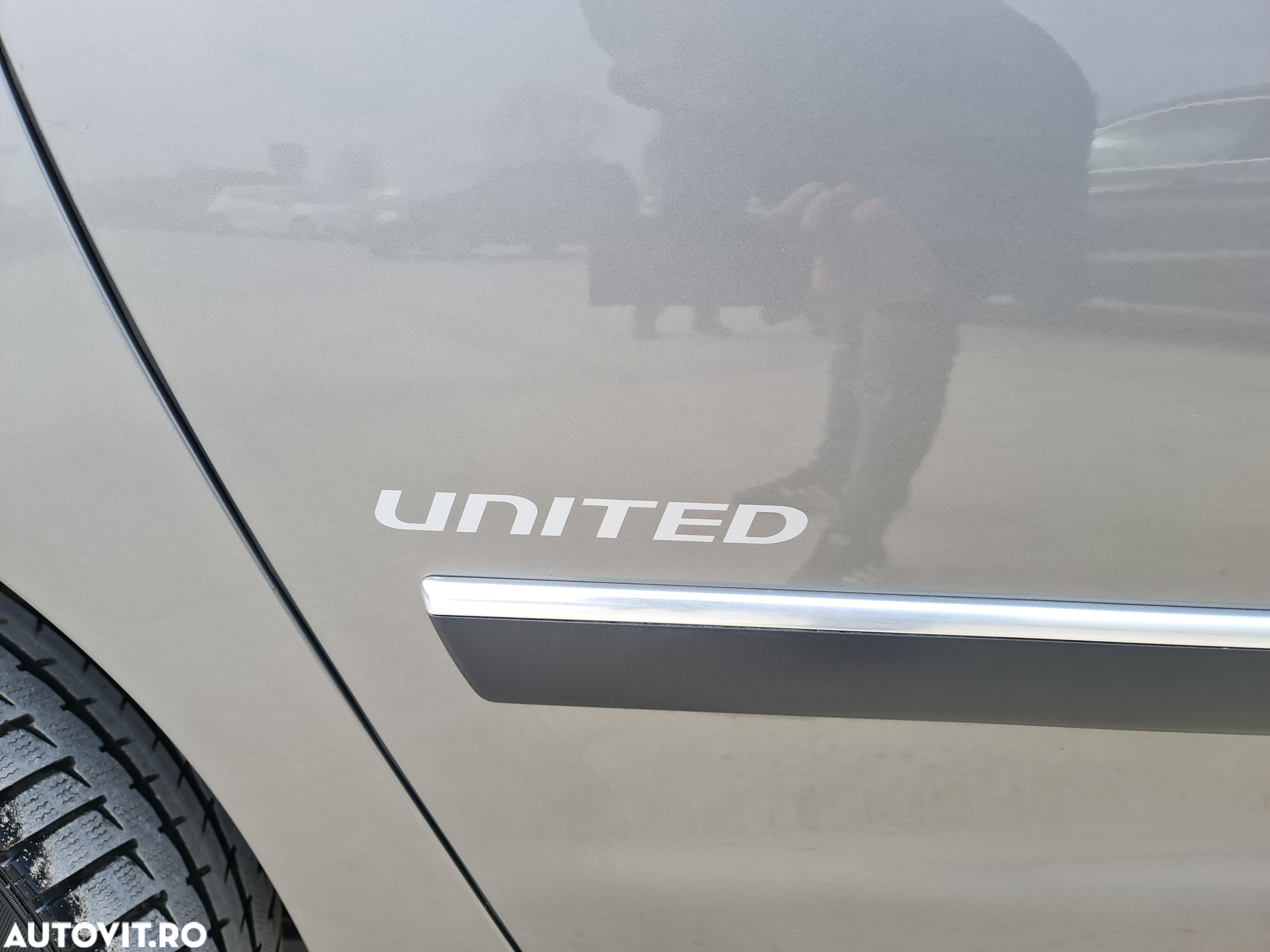 Volkswagen Sharan 2.0 TDI United - 11