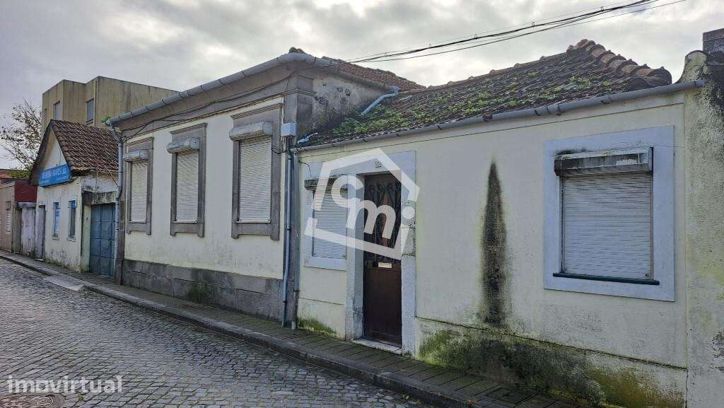 Moradias no Centro da Senhora da Hora (Habitação e Comércio) - Grande imagem: 2/9
