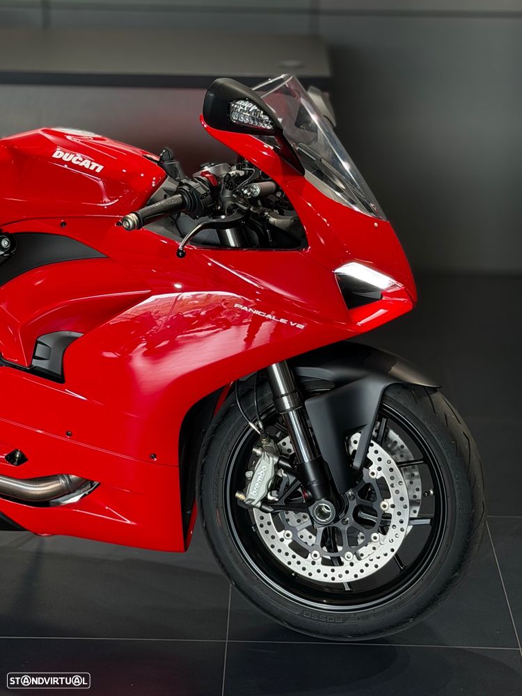 Ducati Panigale V2 - 2