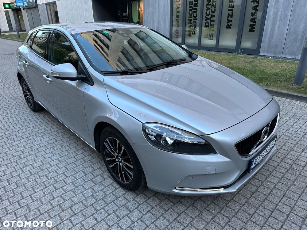 Volvo V40 - 4