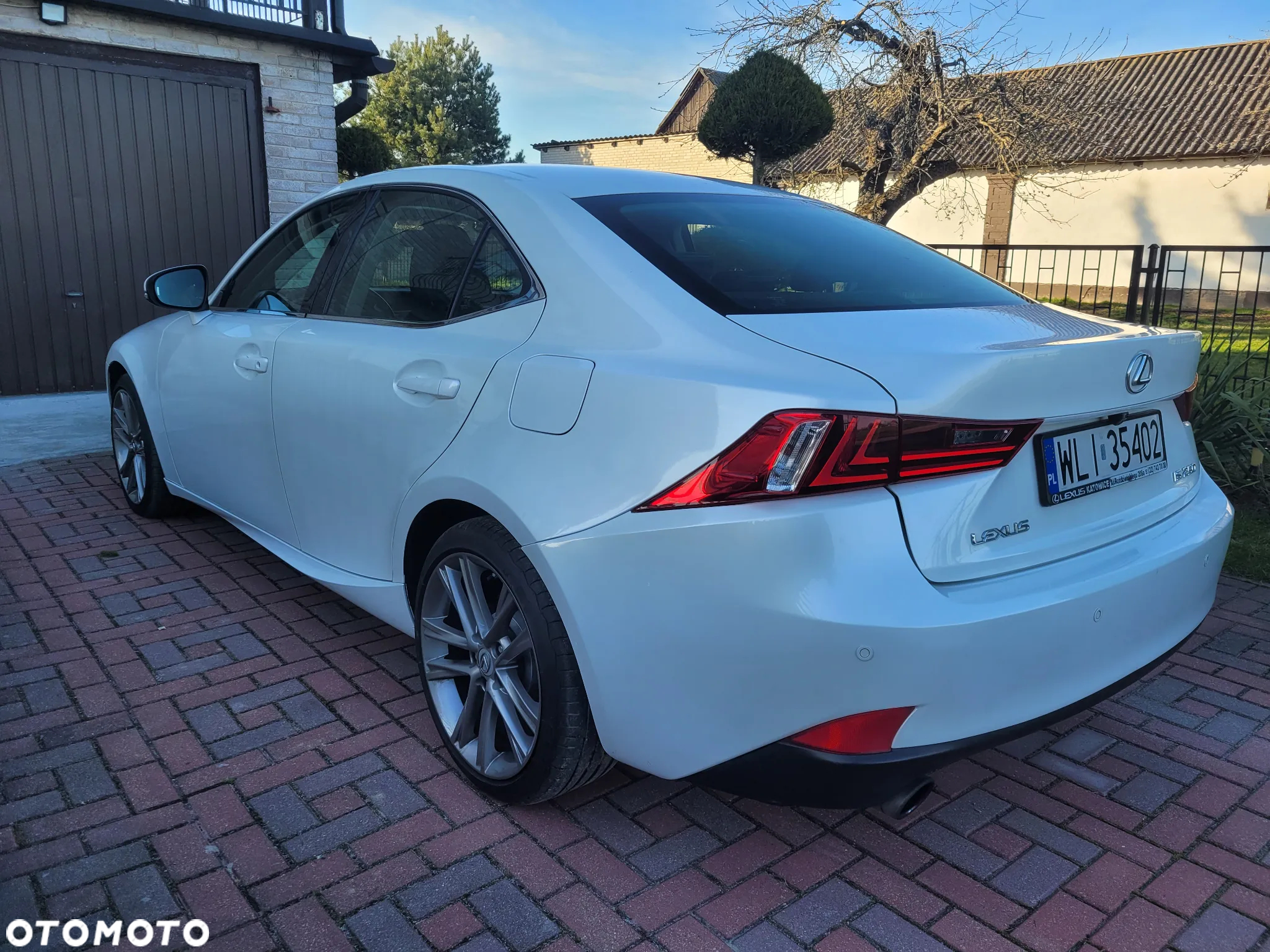 Lexus IS - 5