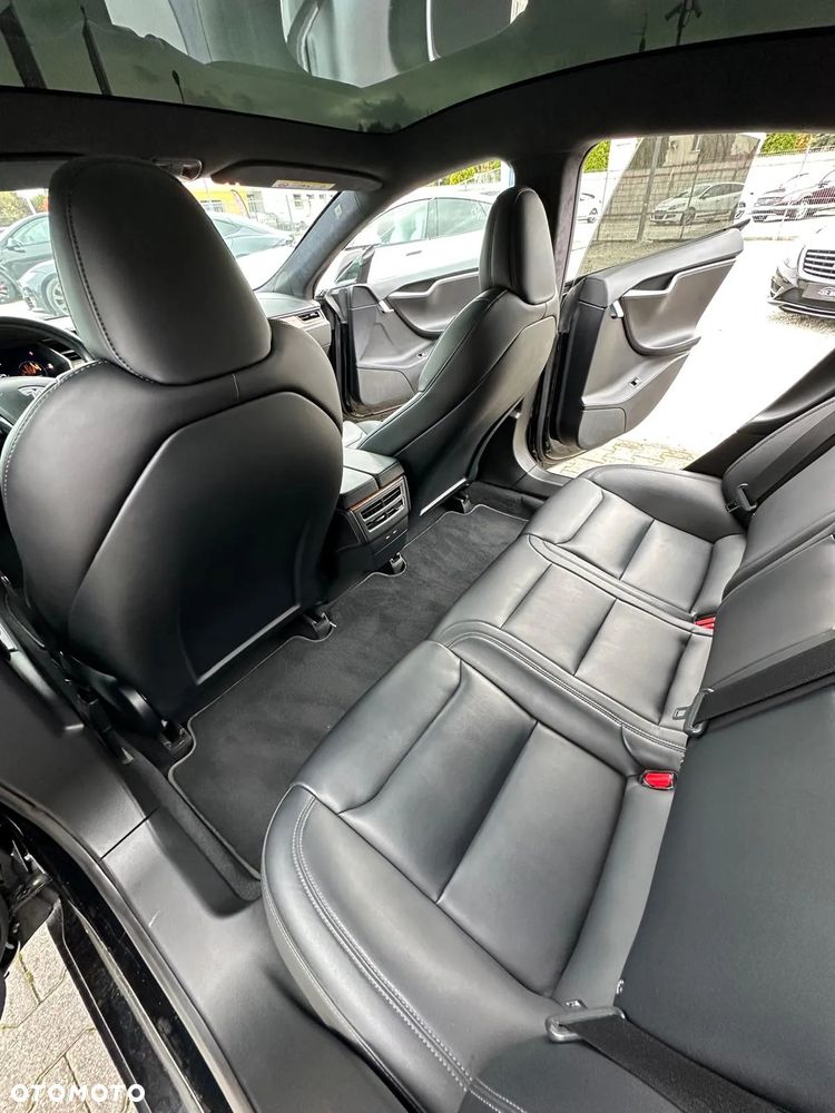 Tesla Model S Long Range AWD - 17