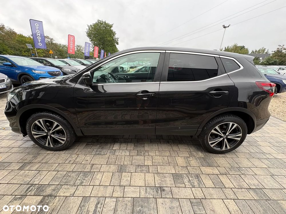 Nissan Qashqai 1.3 DIG-T N-WAY - 4