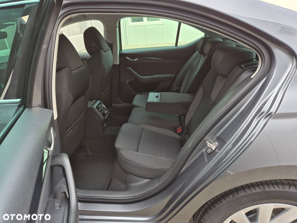 Skoda Octavia 1.5 TSI Drive Selection - 17