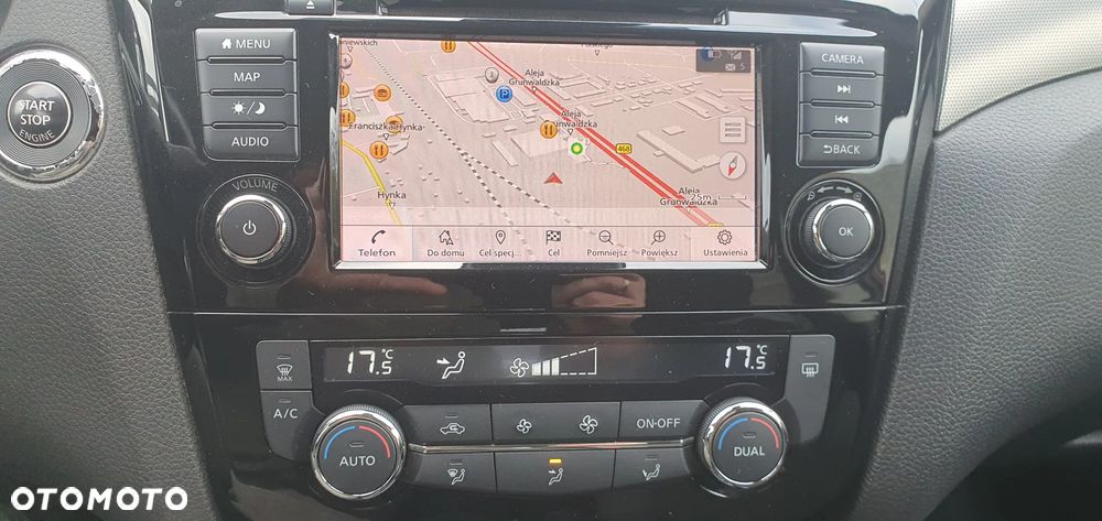 Nissan Qashqai 1.3 DIG-T N-Connecta - 32