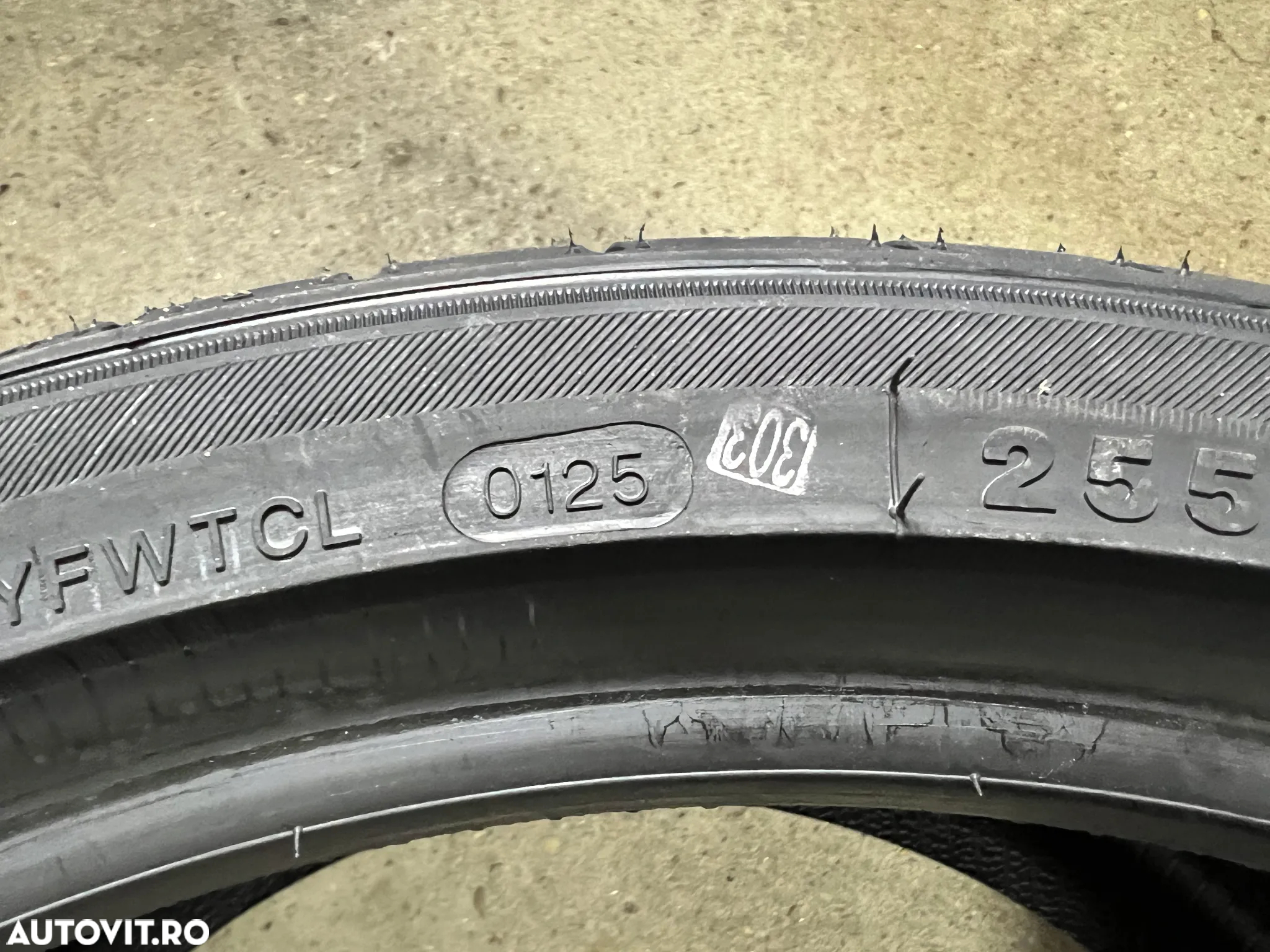 4 navelope vara 255-35-19 AUDI A4 A5 A6 A7 anvelope cu protectie janta anvelope sport - 4