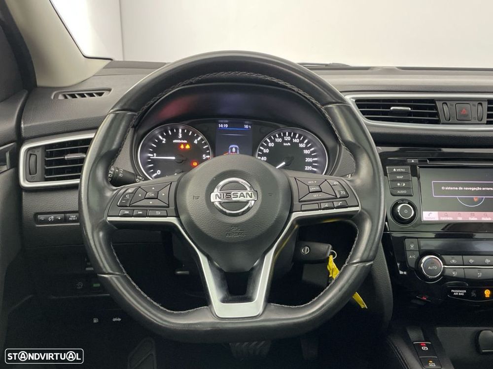 Nissan Qashqai 1.5 dCi N-Connecta DCT - 13