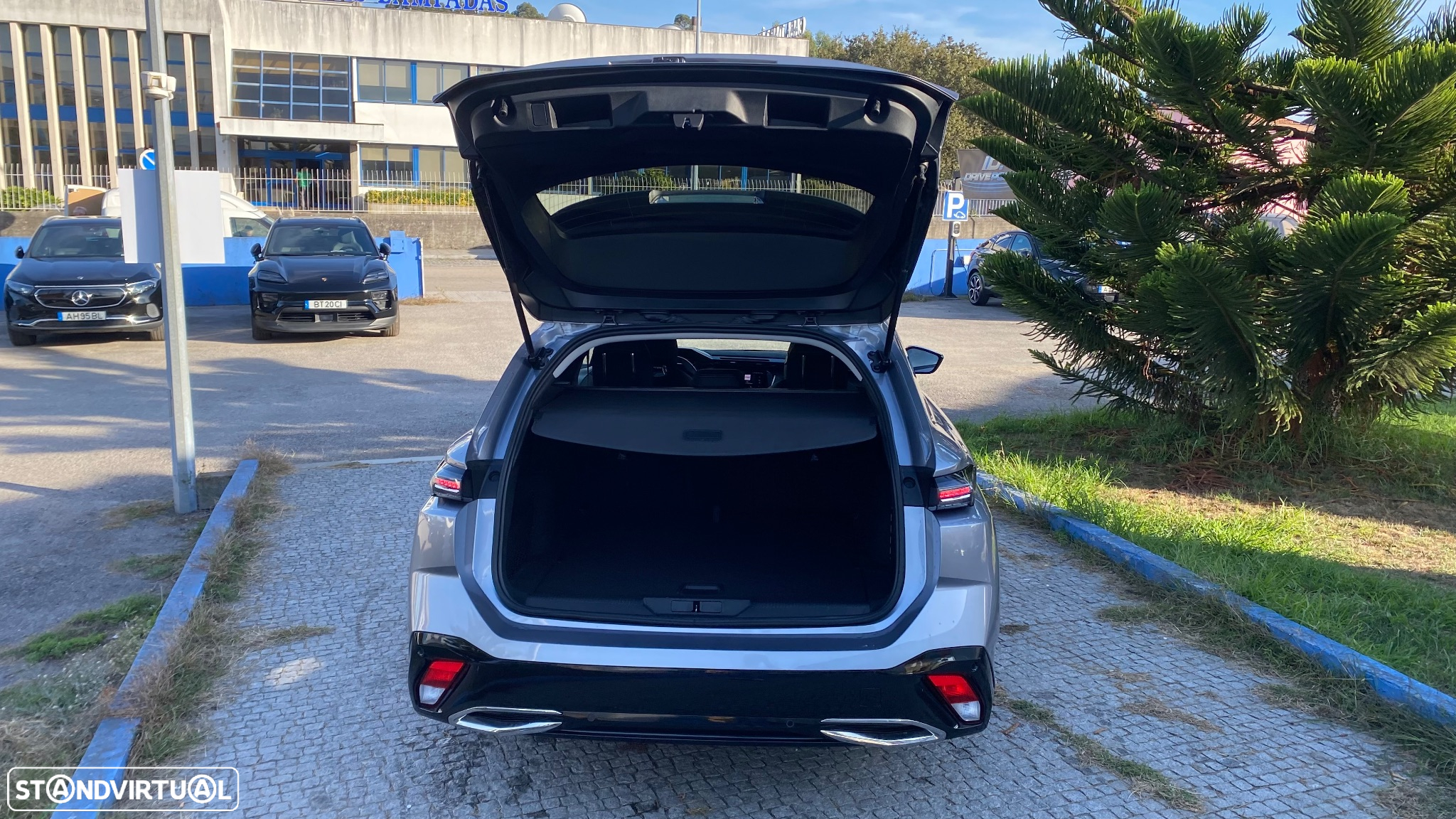 Peugeot 308 SW 1.5 BlueHDi Allure - 11
