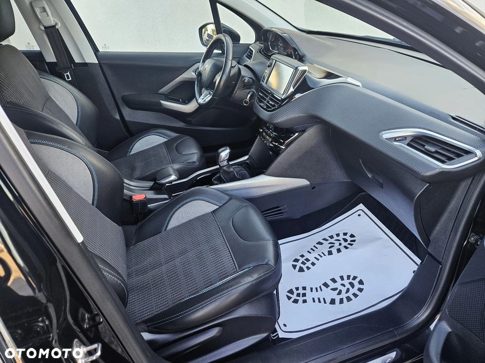 Peugeot 2008 1.6 BlueHDi Style - 10