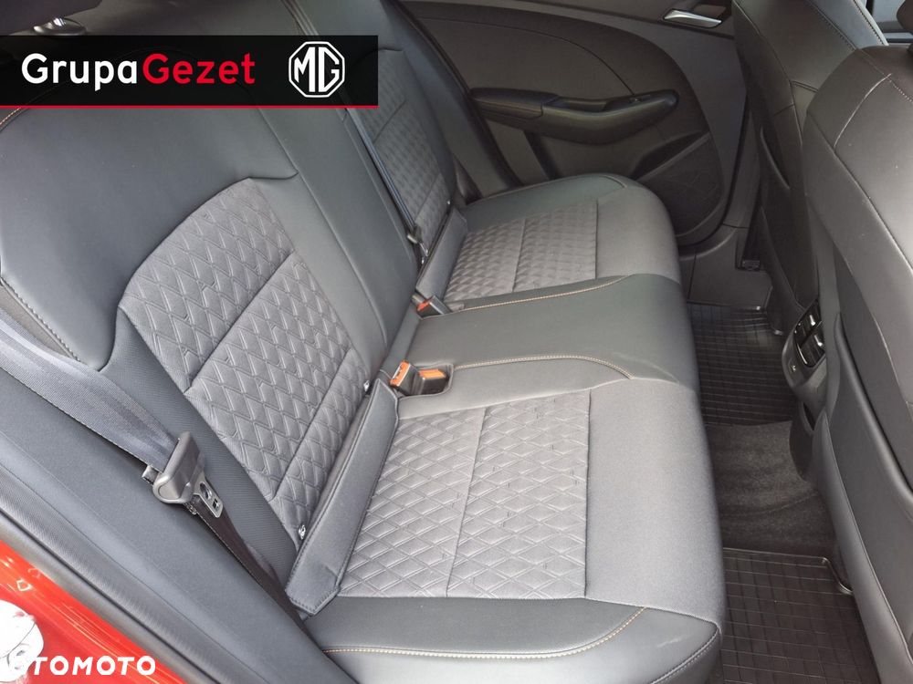 MG MG3 - 11