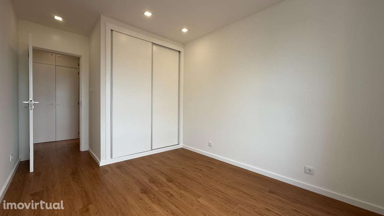 Apartamento T1 - Grande imagem: 2/23