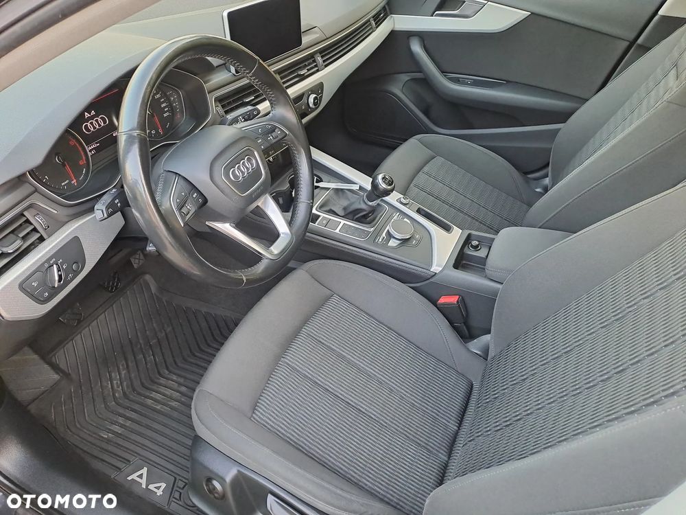 Audi A4 Avant 2.0 TDI - 20