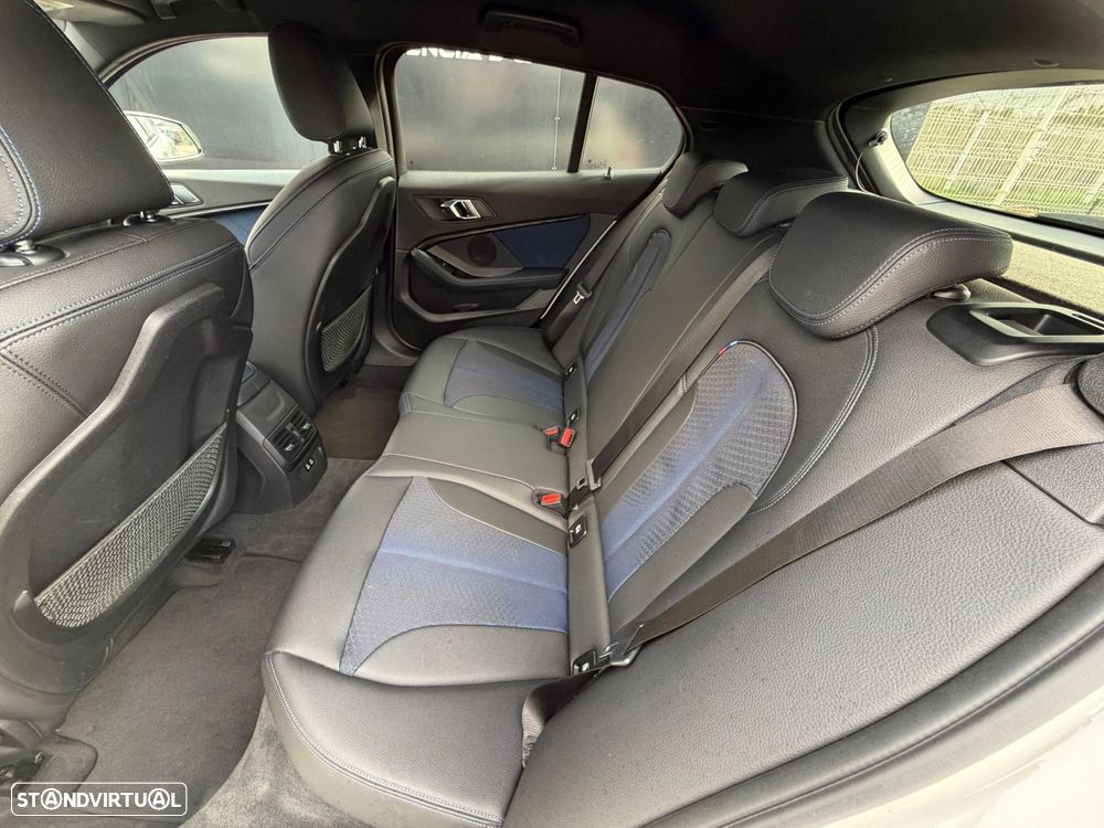 BMW 116 d Sport Line - 28