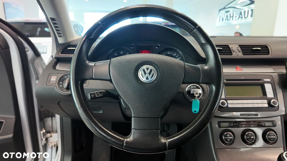 Volkswagen Passat 1.4 TSI Comfortline - 26
