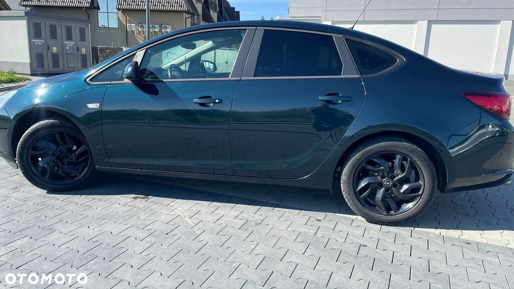 Opel Astra 1.4 T Business S&S EU6 - 4