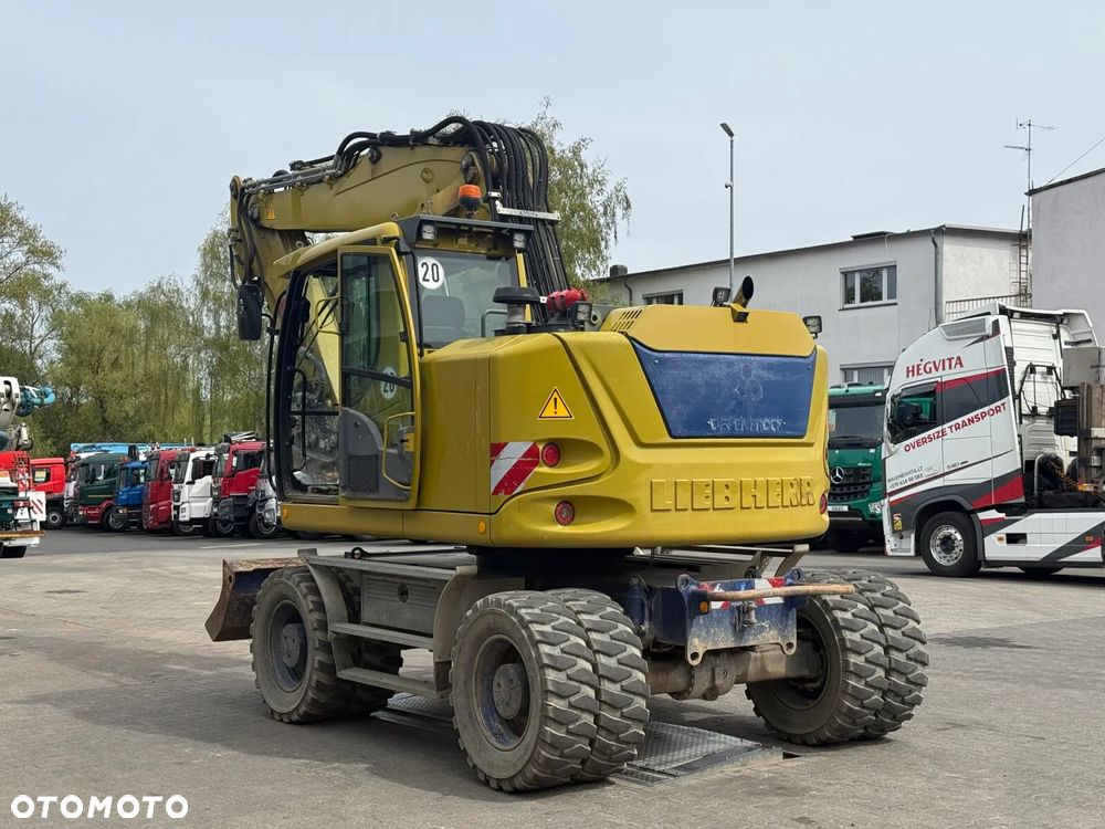 Liebherr A918 COMPACT LITRONIC - 5
