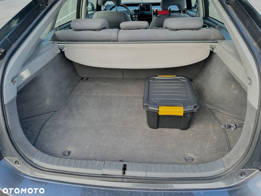 Toyota Prius - 18