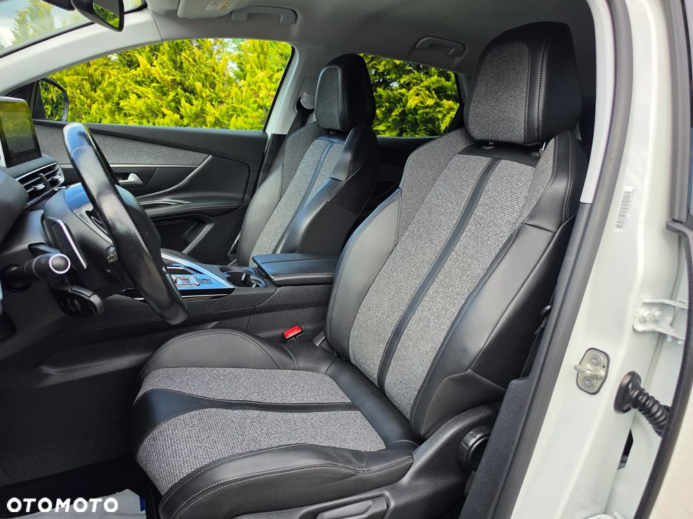 Peugeot 3008 BlueHDi 180 Stop & Start EAT8 Allure - 24