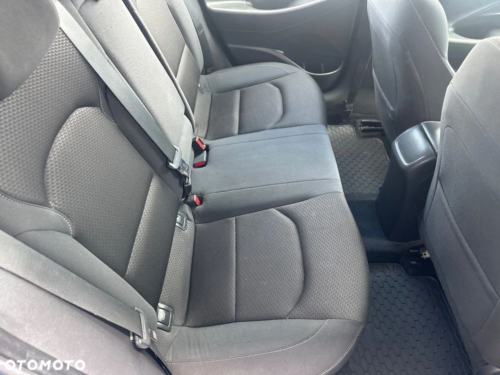 Hyundai i30 - 17