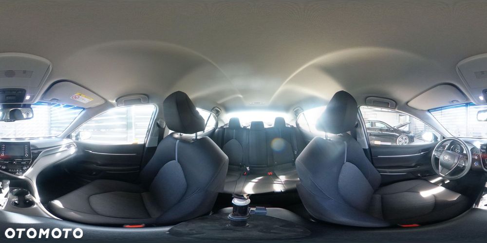 Toyota Camry 2.5 Hybrid Comfort CVT - 21