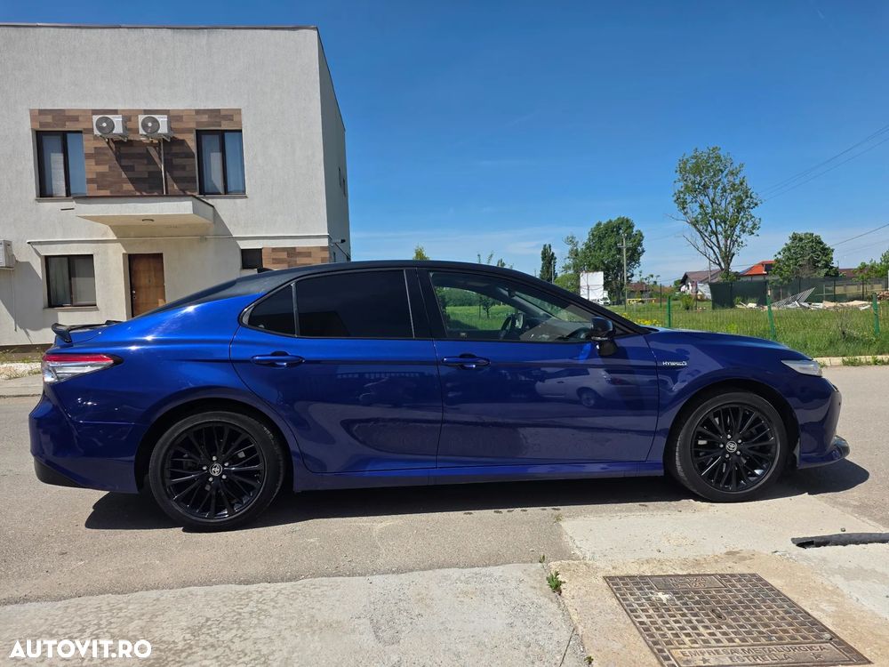 Toyota Camry 2.5 Exclusive - 7