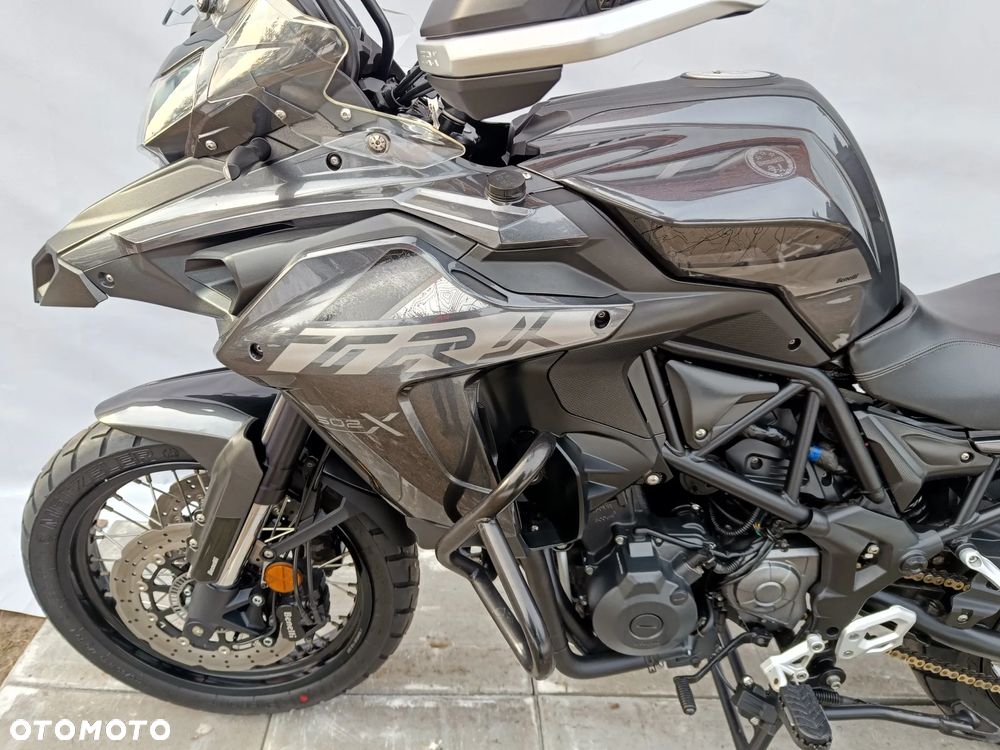 Benelli TRK 502X - 13