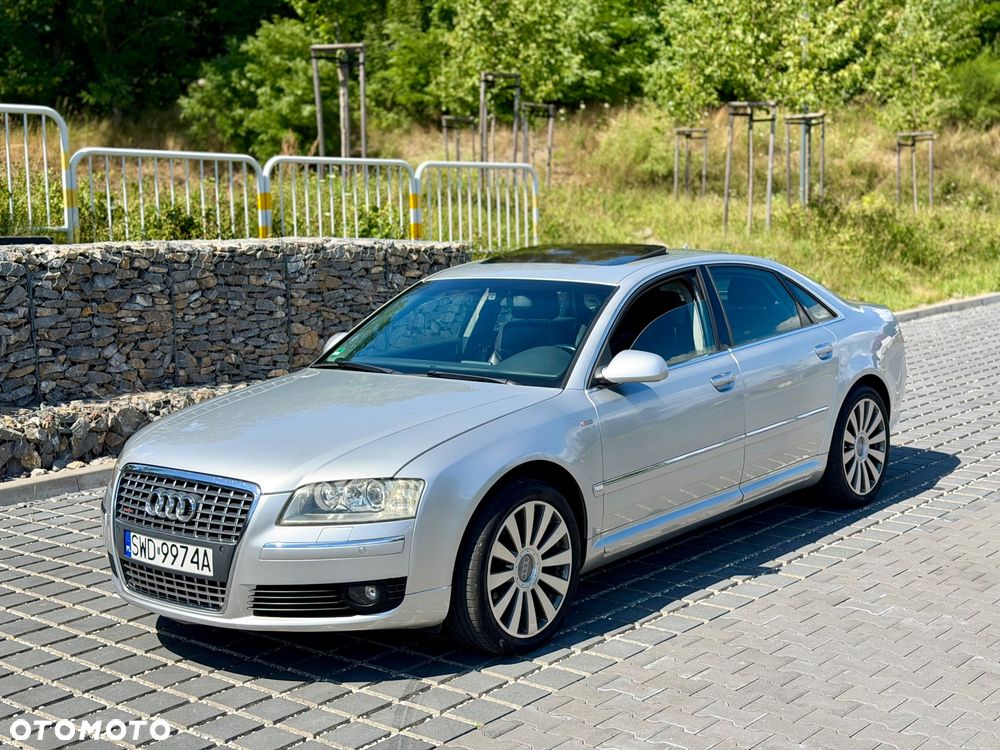 Audi A8 3.2 FSI Quattro - 1
