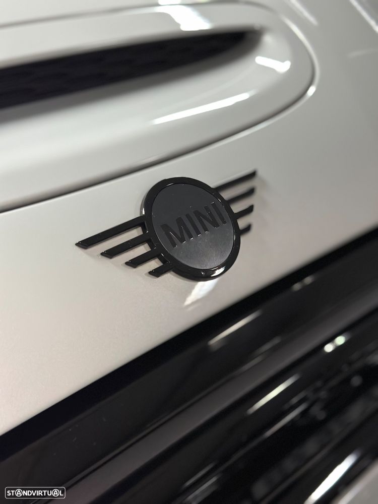 MINI 3 Portas Cooper SE - 32