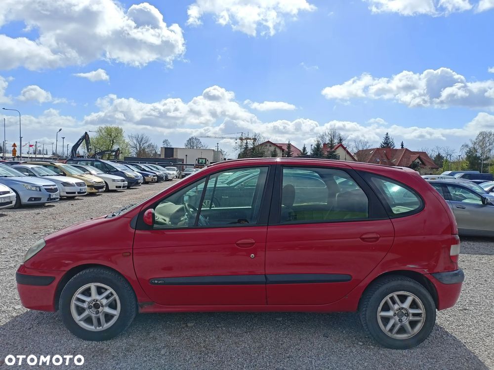 Renault Scenic - 2