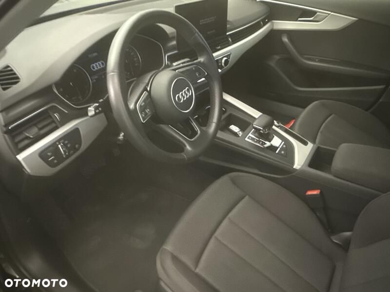 Audi A4 Limousine 35 TFSI mHEV S tronic - 11