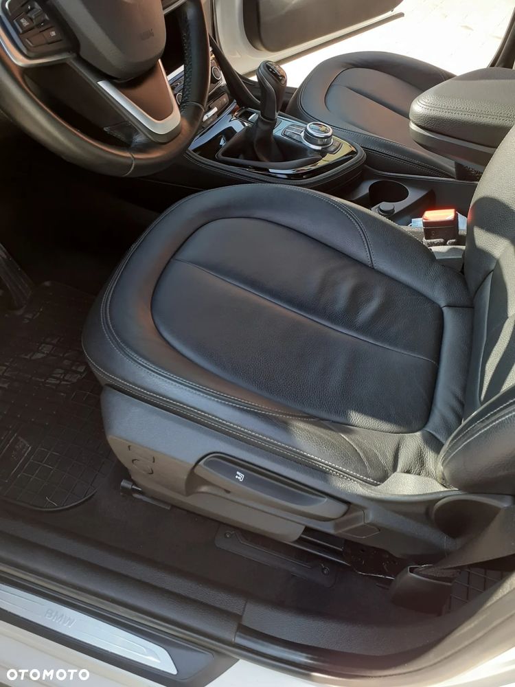 BMW Seria 2 216d Luxury Line - 22