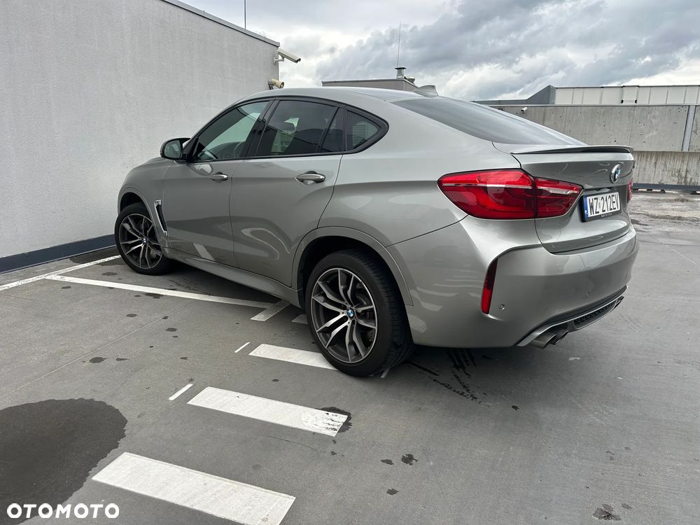 BMW X6M - 8