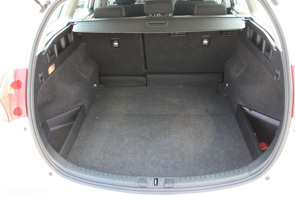 Toyota Auris - 21