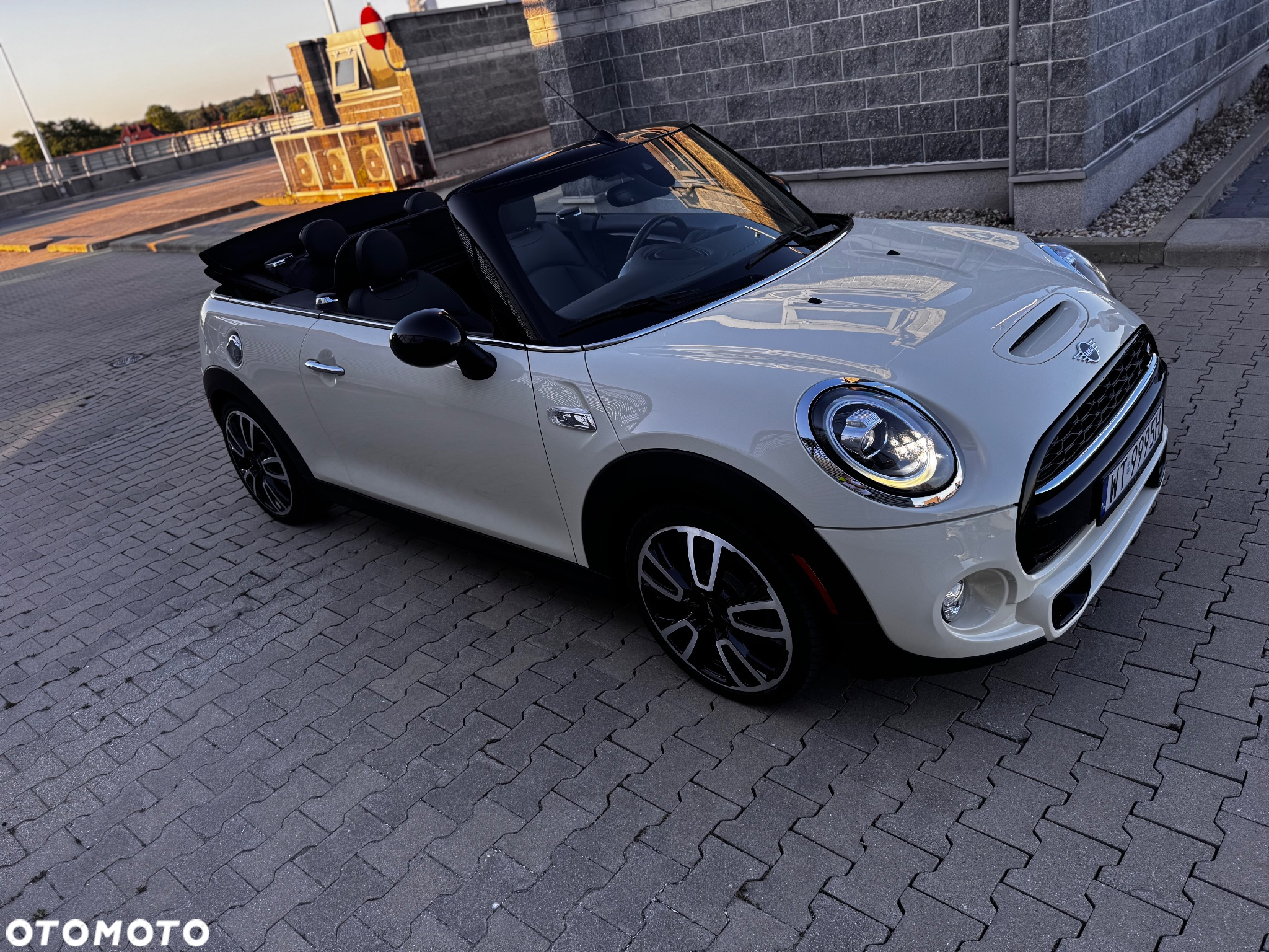 MINI Cooper S Cabrio - 9