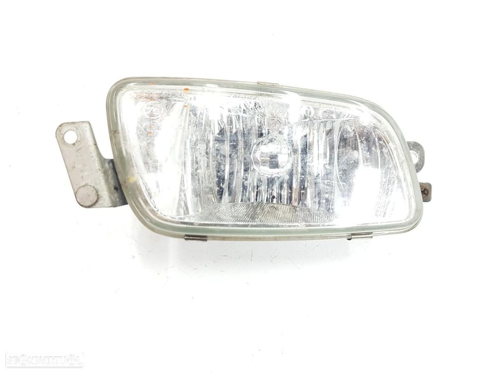 FAROL DE NEVOEIRO DIREITO MITSUBISHI MONTERO V60V70 - 1